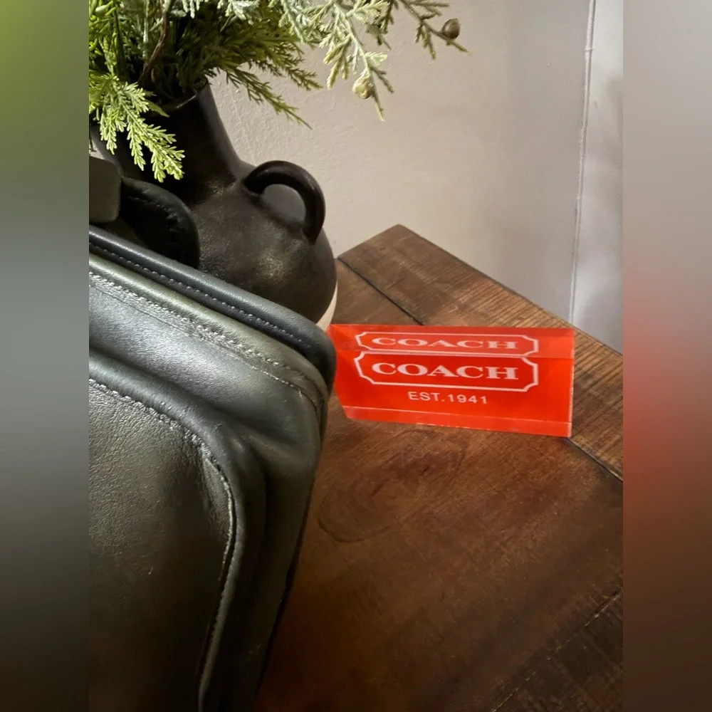 Coach Vintage Green Station Bag - Picture 5 of 15